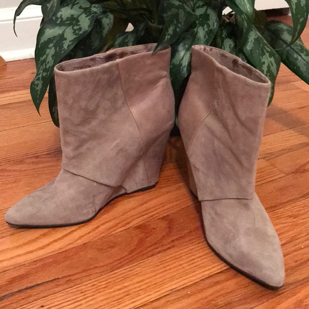 ALDO suede booties stacked wedge heel 40 10 boot